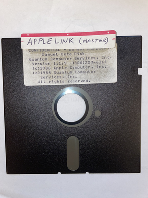 AppleLink logo