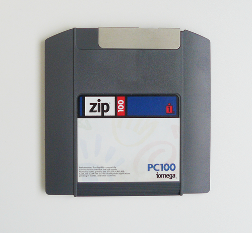 Iomega Zip Disk logo